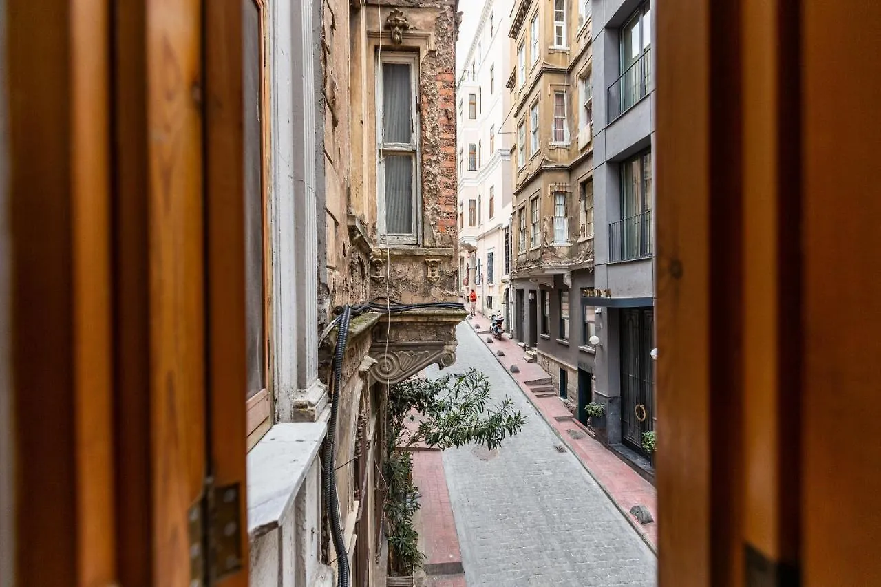 Ganbaru Tours - Private Triplex&Duplex Apartment Istanbul Turcia
