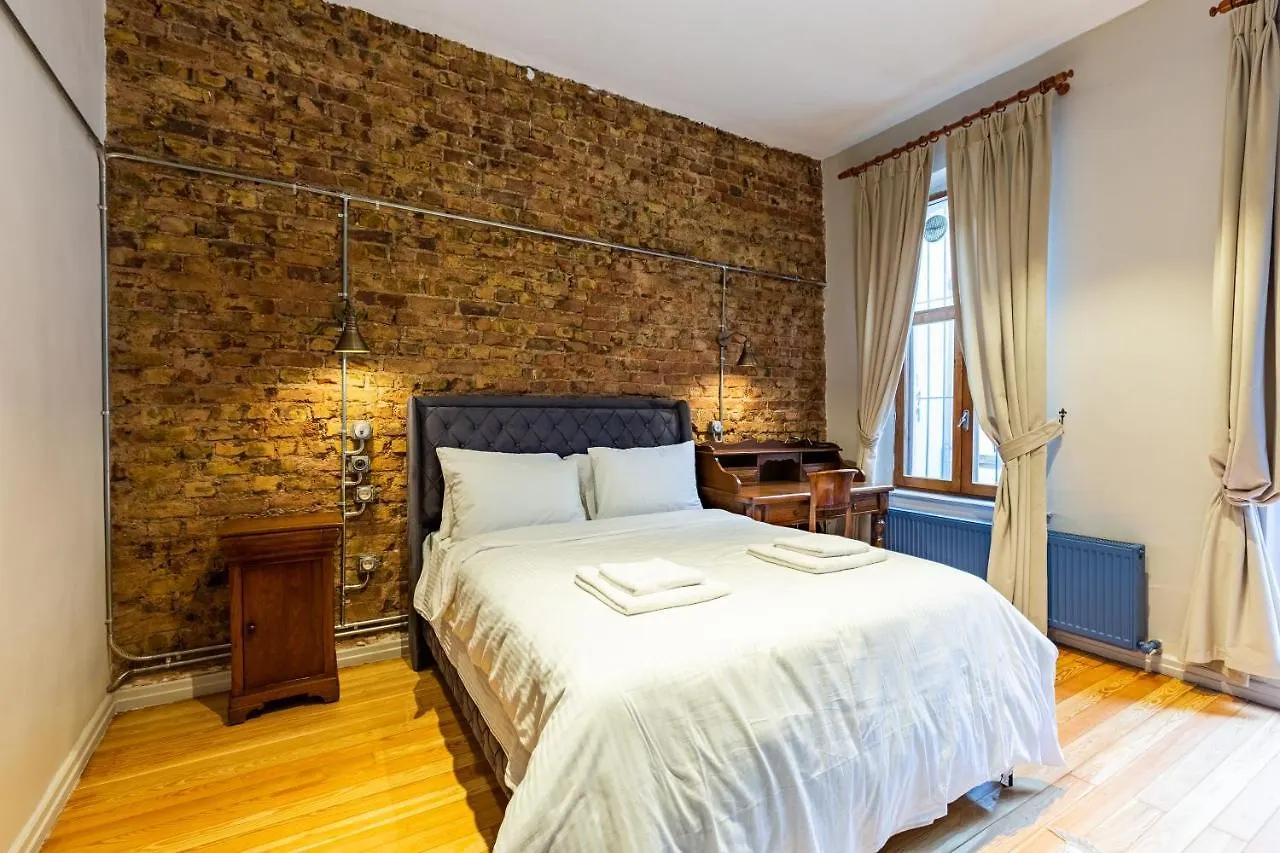 Ganbaru Tours - Private Triplex&Duplex Apartment Istanbul 0*,  Turcia