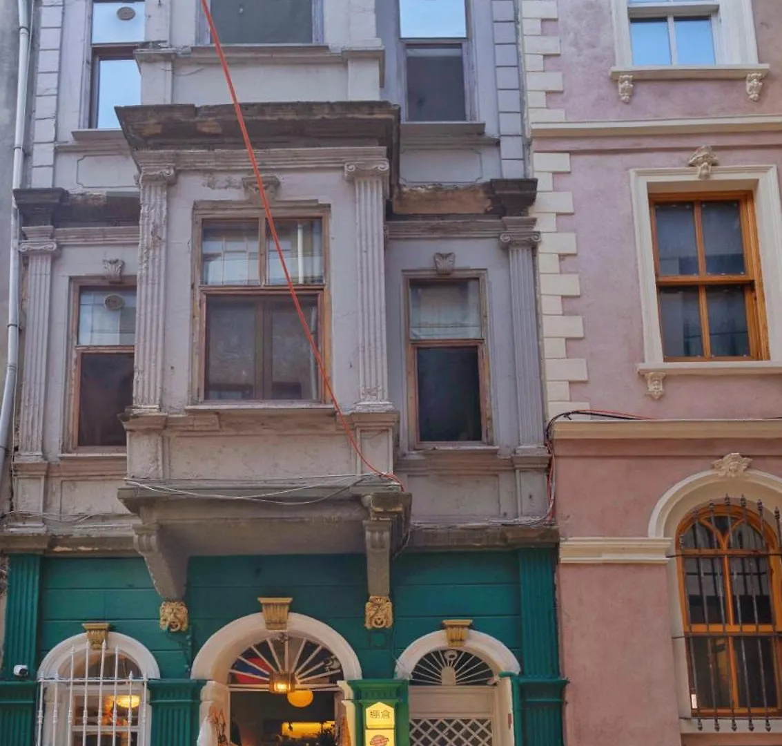 Ganbaru Tours - Private Triplex&Duplex Apartment Istanbul Turcia